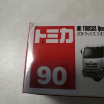 トミカ　UDトラックス　クオン　エネオス　タンクローリー No.90 タカラトミー　新品　未開封 ミニカー tomica　赤箱　箱潰れ有り_画像2