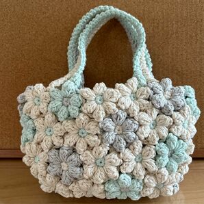 お花のミニトート　お散歩バック　ハンドメイド　お花モチーフ