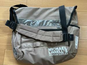  Britain miscellaneous goods Michael Lynn flannel shoulder bag Sand gray Royal Mail( England old postal . company ). messenger bag tei shoulder 