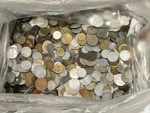 外国コインや日本の古銭など　まとめて約10.4kg アジア ヨーロッパ 硬貨 古銭 雑銭　その1