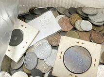外国コインや日本の古銭など　まとめて約9.8kg アジア ヨーロッパ 硬貨 古銭 雑銭　その2 大量_画像2