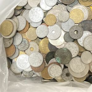 外国コインや日本の古銭など まとめて約9.8kg アジア ヨーロッパ 硬貨 古銭 雑銭 その2 大量の画像8