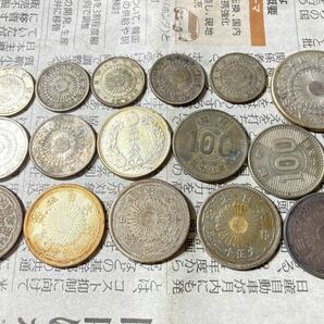 日本の銀貨 まとめて16枚セット 旭日50銭銀貨 100円銀貨 10銭 20銭など 希少 レアコイン 古銭 近代銭の画像1