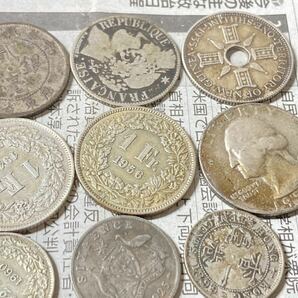 外国銀貨 まとめて21枚セット ニューギニア メキシコ 中国 フランス スイス 古銭 希少 レアコイン ヨーロッパ アジアの画像3