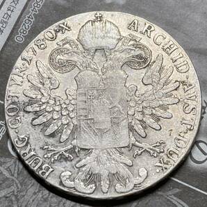 オーストリア 1ターラー銀貨 1780年 S.F. 大型銀貨 希少 レアコイン 古銭 ヨーロッパ 外国コイン 大型銀貨 世界の貨幣の画像4