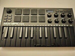 AKAI MPK mini