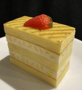 食品サンプル　カットケーキ