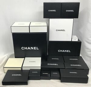 シャネル 純正　空箱 CHANEL BOX 小物用 アクセサリー用 19個　おまとめ　セット　空き箱 