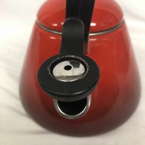 LE CREUSET ルクルーゼ ル・クルーゼ やかん ケトル 湯沸かし 笛吹きケトル チェリーレッド 1.6Lの画像4