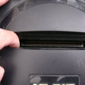 ■HAA-2510 SEGA MEGA DRIVE 純正のAC/コントローラ/ビデオケーブル付き 通電しますが不動品完全JUNKの画像8