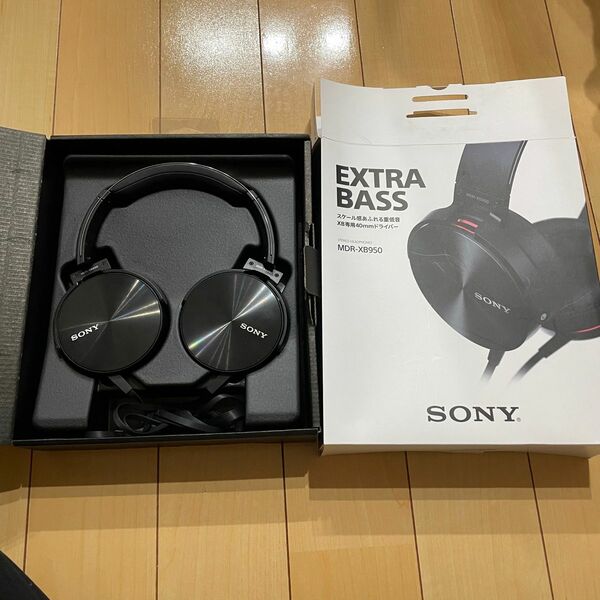 SONY ヘッドホン ブラック　EXTRA BASS MDR-XB950