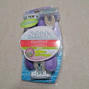 新品未使用☆ Schick シック クアトロ4 フォーウーマン カミソリ 敏感肌用 