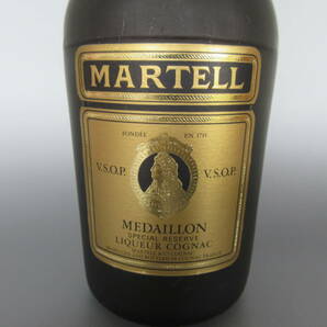 B32 古酒 未開栓【MARTELL medaillon V.S.O.P マーテル VSOP ブランデー 720ml 43％ 中国ラベル】 の画像3