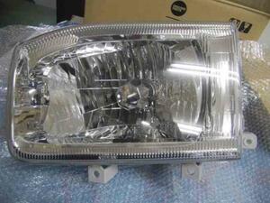  Nissan original TR50 Terrano headlamp left used 300892