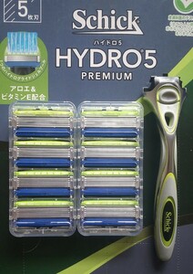 【本体＋替刃８個】シックハイドロ５プレミアム　敏感肌用　Schick HYDRO5 PREMIUM