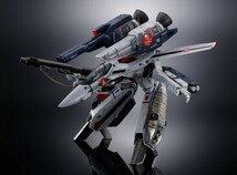 DX超合金 劇場版 VF-1S ストライクバルキリー （一条輝機） メカニックエディション【送料無料】_画像3