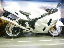 希少出品 1/12 スズキ シロブサ GSX-1300R ハヤブサ SUZUKI GSX 1300 R 隼 HAYABUSA GSX1300R ホワイト 正規ライセンス ダイキャストバイク_画像7