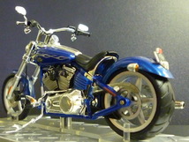 【未開封未展示品】　1/24 ハーレーダビッドソン FXCWC ロッカーTMC 2008 ixo_画像1