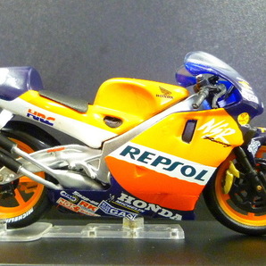 1/24 ホンダ NSR500 HONDA NSR 500  アレックス クリビーレ ＃3  1999 MotoGP ixo の画像2
