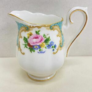 T30 陶磁器 美品 ロイヤルアルバート ROYAL ALBERT Lady Ascot レディーアスコット Bone China イギリス製 ミルクポット 洋食器 金彩 