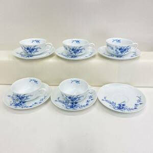 T50 陶磁器 美品 Noritake ノリタケ　Studio-Collection スタジオ コレクション 青い花柄 カップ＆ソーサー 5客セット 1ソーサー 洋食器