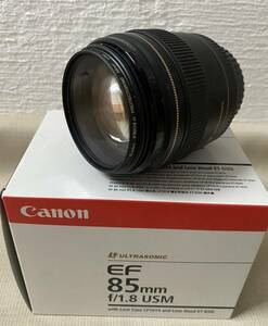 Canon キャノン EF85mm f1.8 USM 【美品】 【レンズフード付】 【単焦点】