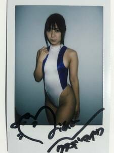  ultra rare . mica with autograph swimsuit Cheki HIP ATTACK! limited amount privilege beautiful .gla dollar DVD. enclosure possibility 