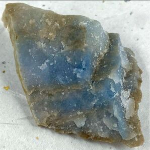 【希少】国石翡翠 入りコン沢の鮮やかな青翡翠 原石