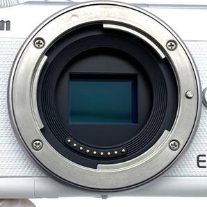 HY1462■【稼働】CANON キヤノン EOS M100 ミラーレス カメラ レンズ CANON ZOOM LENS EF-M 55-200mm 1:4.5-6.3 IS STM 充電器 SDカード 他の画像6