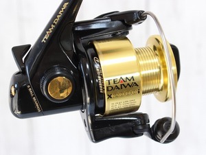 【即決・美品】DAIWA チームダイワ スピニングリール X2000i