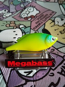 Megabass VIBRATION-X メガバス チャートライム メガバス シール目のバイブレーションX ラトル無しモデル名の記載が無いタイプです