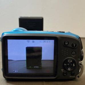 ●【MH-7097】中古品 FUJIFILM 富士フイルム Finepix XP140 コンパクトデジカメ 防水 ファインピクス 充電器付属【レターパックプラス可】の画像5