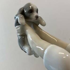 【MH-7237】中古品 LLADRO リヤドロ 大好きよ 8032 少女と犬 少女 犬 陶器 フィギュリン 西洋陶器 人形 西洋磁器 置物の画像6