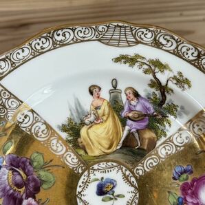 ☆古マイセン☆MEISSEN☆ボタン剣☆金彩ワトー画 フラワーブーケ×カップル/色絵人物草花文輪花皿 直径 約18.9㎝ ゴールドプレート 飾皿 ③の画像3