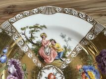 ☆古マイセン☆MEISSEN☆ボタン剣☆金彩ワトー画 フラワーブーケ×カップル/色絵人物草花文輪花皿 直径 約18.9㎝ ゴールドプレート 飾皿 ⑥_画像3