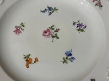 ☆古マイセン☆MEISSEN☆ボタン剣☆金彩 シェルエッジ 散らし小花 スキャタードフラワー☆直径 約21.2㎝☆プレート 皿 飾り皿☆洋食器☆⑥_画像2