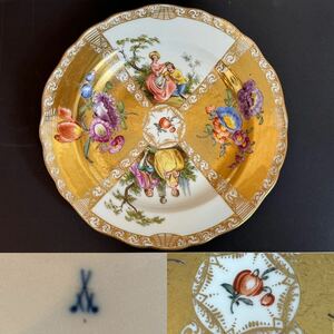 ☆古マイセン☆MEISSEN☆ボタン剣☆金彩ワトー画 フラワーブーケ×カップル/色絵人物草花文輪花皿 直径 約18.9㎝ ゴールドプレート 飾皿 ⑥