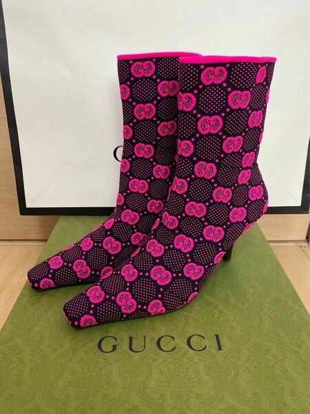 GUCCI ストレッチ　ショートブーツ　24.5センチ