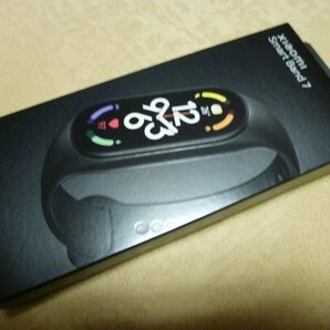 [ Xiaomi シャオミ ] Smart Band 7 スマートバンド７ 日本語版 本体 ブラック純正リストバンド 充電ケーブル 使用説明書 外装箱 中古の画像1