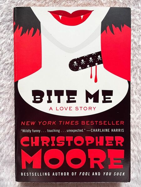 BITE ME a Love Story NEW YORK TIMES BESTSELLER 英語本