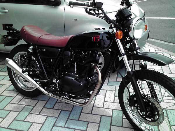 250TRマフラー ビューティーメガホン RSヨコタ製 新品未使用の出品です。全国送料無料