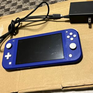 Nintendo Switch Lite ブルー 本体 充電器 美品 最安値
