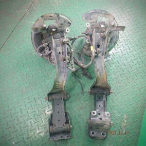 ^ Fairlady Z 300ZX E-GCZ32 original front left right knuckle hub set selling out :31751 * gome private person shipping un- possible 