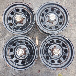 ▲社外　スチールホイール4本セット　15X7J　PCD.114.3　5穴　売り切り：31684