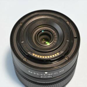 ★新品同様 Nikon ニコン NIKKOR Z DX 12-28mm f/3.5-5.6 PZ VR 純正フード付 保証付き 送料無料の画像6