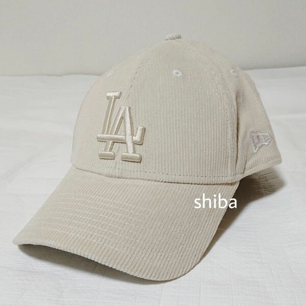 NEW ERA ニューエラ ドジャース LA コーデュロイ キャップ 帽子 ベージュ オフホワイト 白 野球 MLB ユニセックス