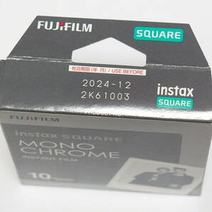 FUJIFILM instax SQUARE MONOCHROME 10sheets 富士フイルム インスタックス スクエア モノクローム 10枚 チェキの画像3