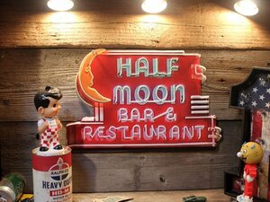 1円 新品 ガレージインテリアに最高 ダイカット エンボス メタルサイン HALF MOON BAR ネオンプレート 男前インテリア 看板 アメリカ