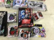 1円〜 同梱不可 ジャンク 仮面ライダージオウ、響鬼、ゼロワン、ウルトラマンR/B他 メタルクラスタホッパープログライズキー 等_画像3