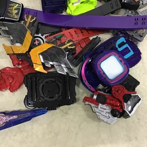 1円〜 同梱不可 ジャンク 仮面ライダージオウ、セイバー、鎧武 他 ビヨンドライバー、聖剣ソードライバー 等の画像3